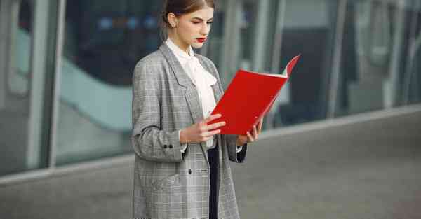 AI绘画其他维度的生物（AI绘画其他维度的生物叫什么）