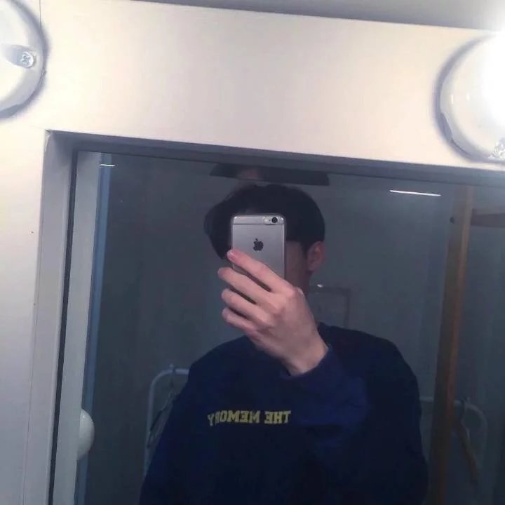 虞眉伊伯