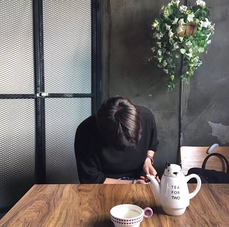 顾凡庆淑