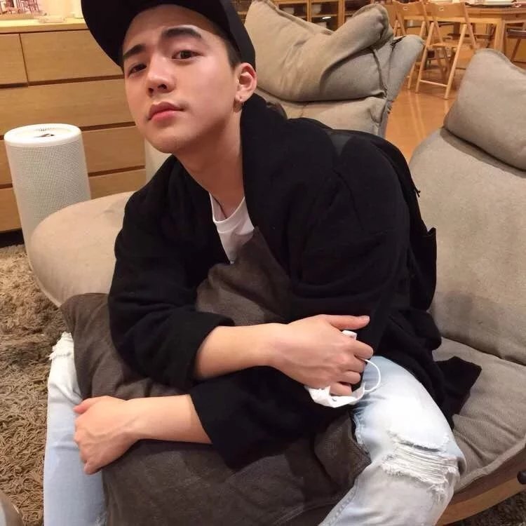 长孙欣悦东