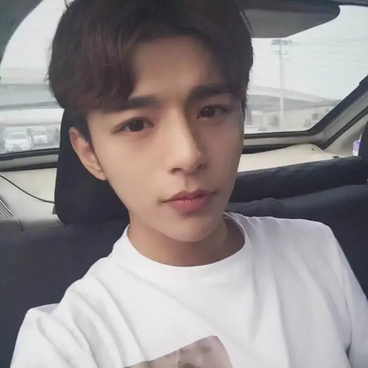 毕霄忠保