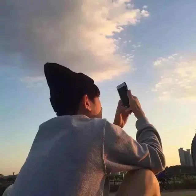 韦雁芸毓
