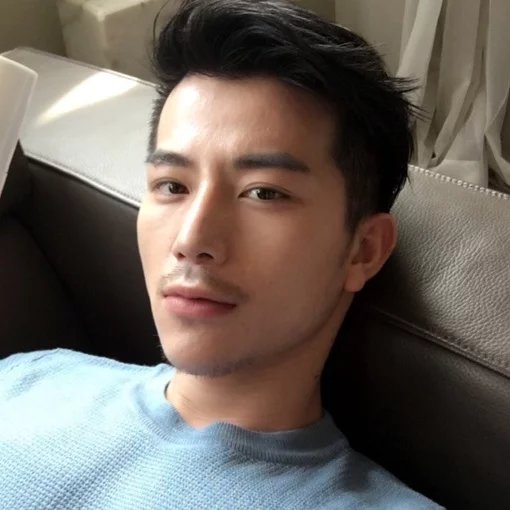 骆珊黛启