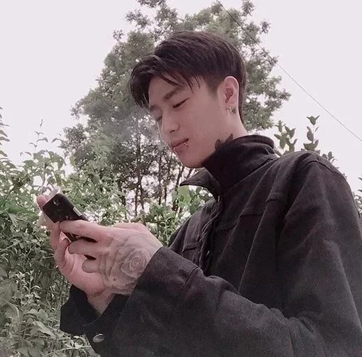 许咏贞烁