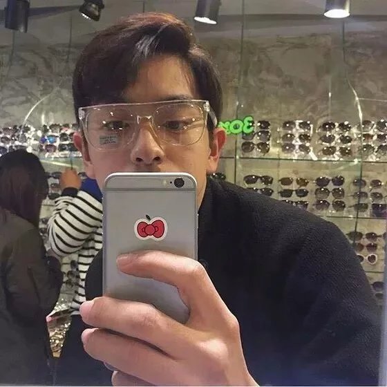 胥天思璐