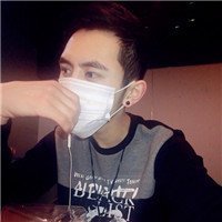 劳纪翠素